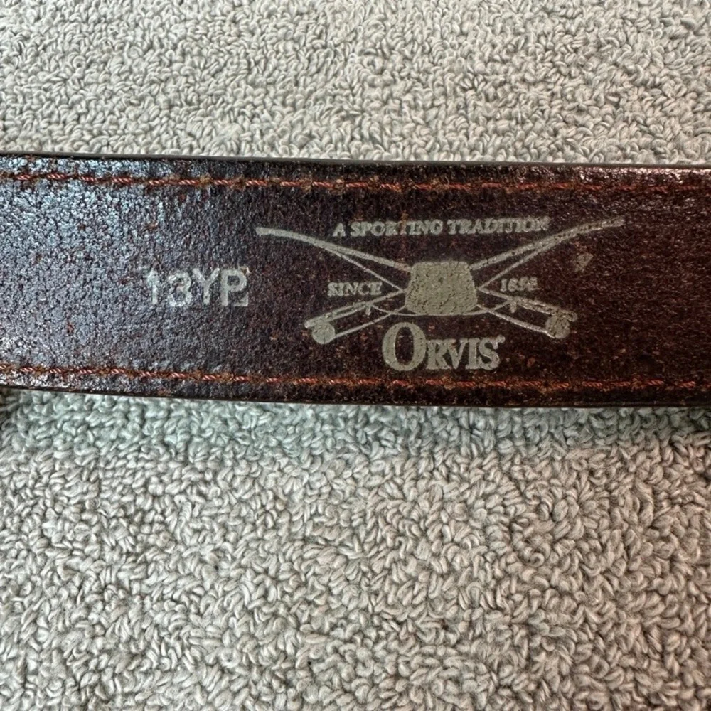 Orvis Mens Brown Leather Belt Brass Buckle Woven Detail Size 46 13YP
